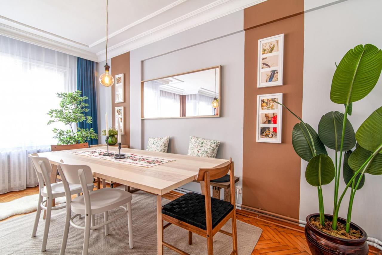 Gorgeous Flat With Lovely Balcony In Nisantasi 이스탄불 외부 사진