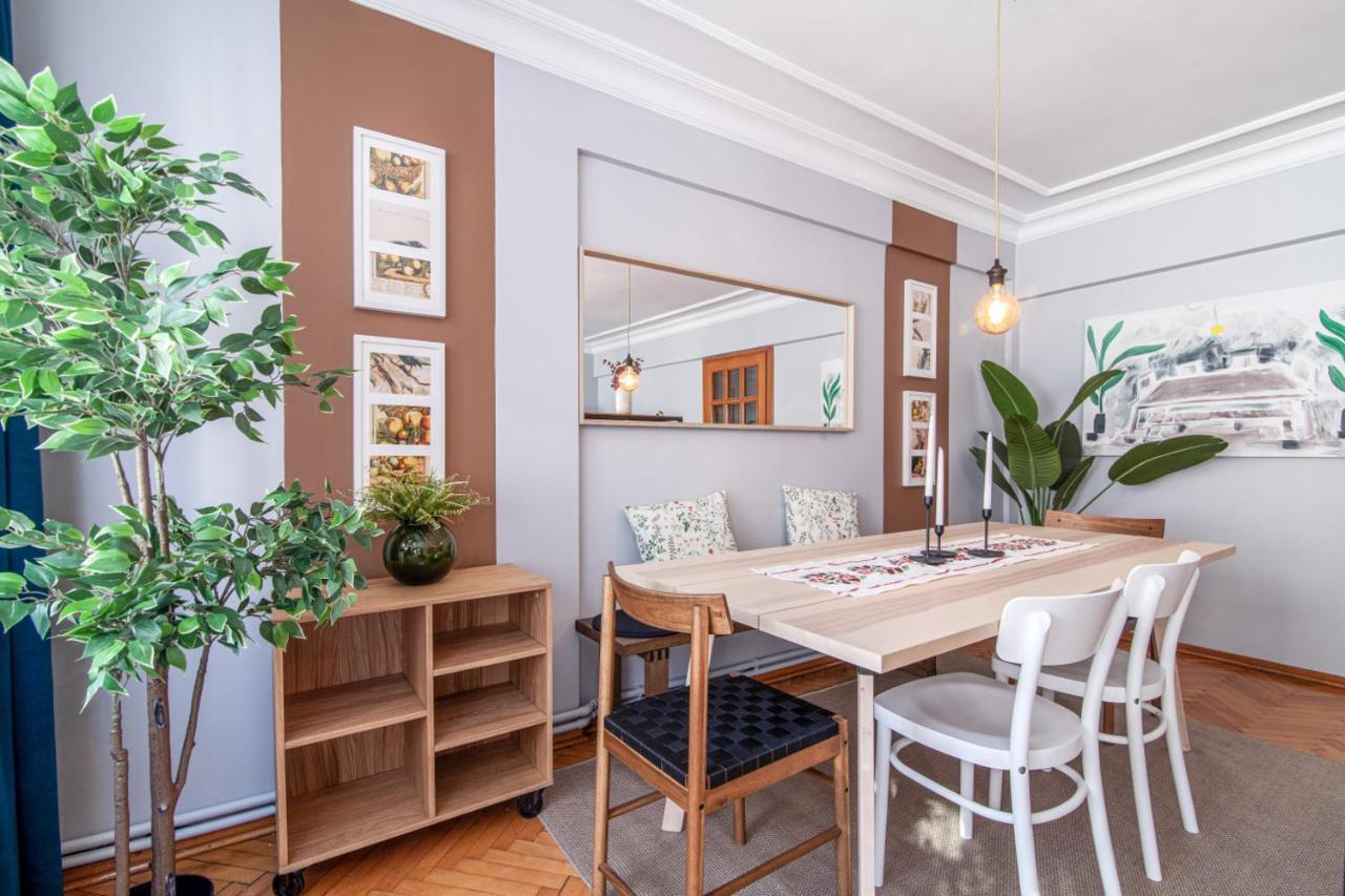 Gorgeous Flat With Lovely Balcony In Nisantasi 이스탄불 외부 사진