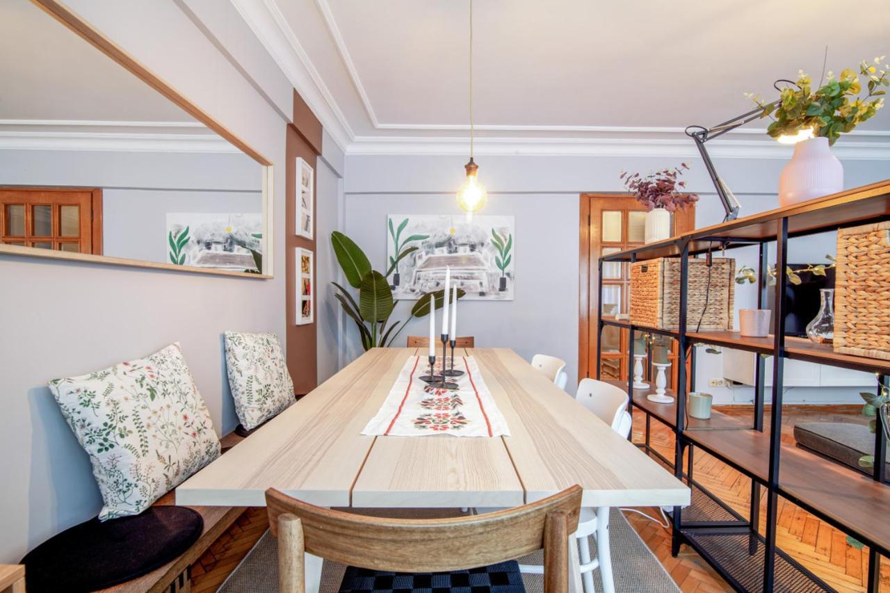 Gorgeous Flat With Lovely Balcony In Nisantasi 이스탄불 외부 사진