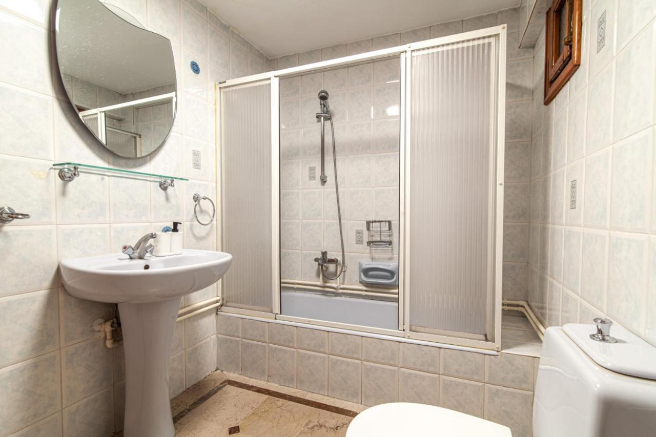 Gorgeous Flat With Lovely Balcony In Nisantasi 이스탄불 외부 사진